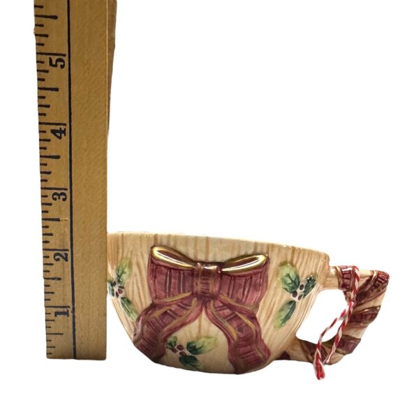 Vintage WBI Cookies For Santa Holly & Bow Ceramic Teacup & Saucer Set - Picture 9 of 10